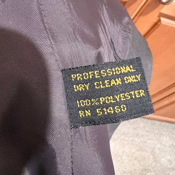 Men's Dark Gray 3-piece Suit - Picture 12 of 13